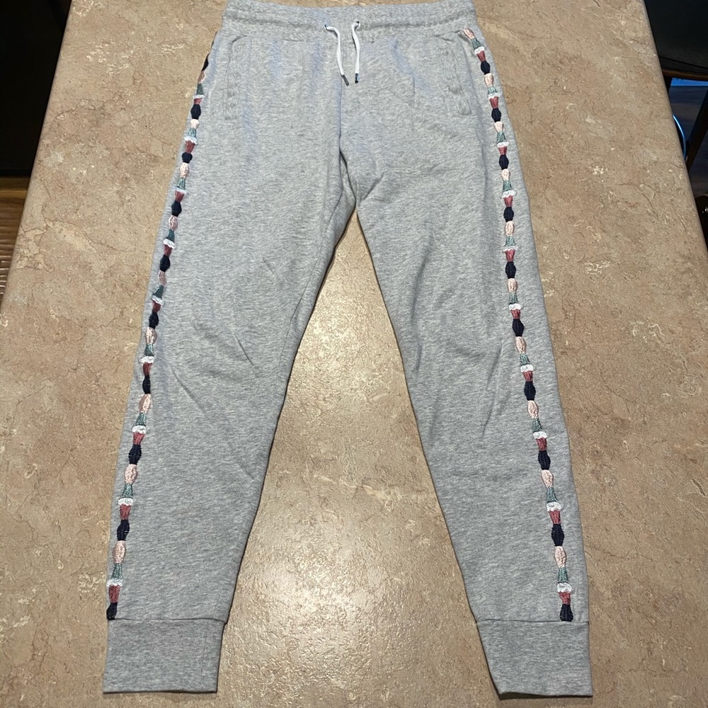 Ivory Ella Joggers. Sz M. Organic cotton. Super soft. High waisted. Like new
